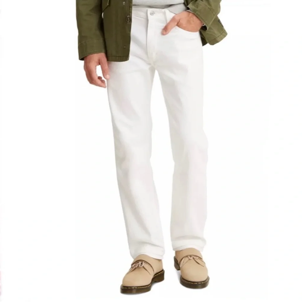 Levi’s White 514 Straight Leg Jeans with White Tab W34 L36